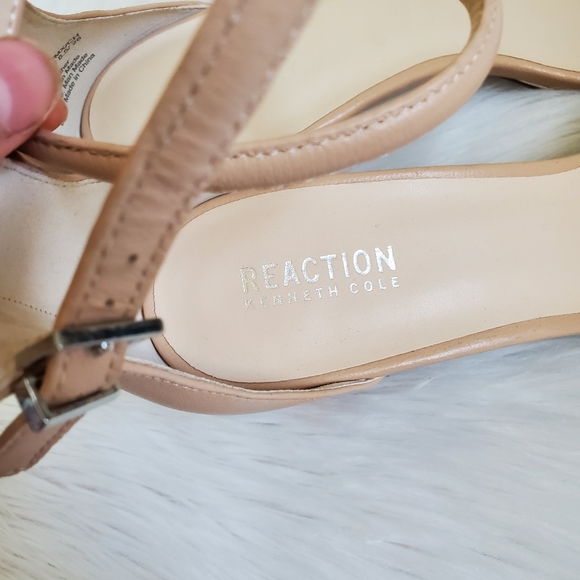 Kenneth Cole Reaction Lolita nude heels - Picture 6 of 10